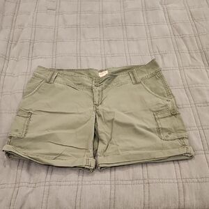 Mossimo Supply Co. Army Green Cargo Shorts Size 13!